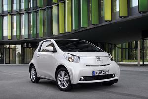 Toyota iQ