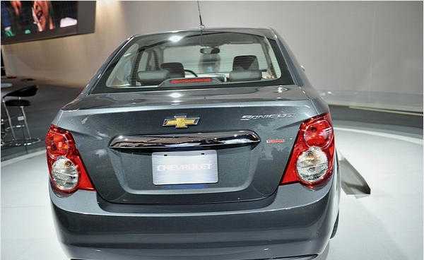 Chevrolet Sonic седан