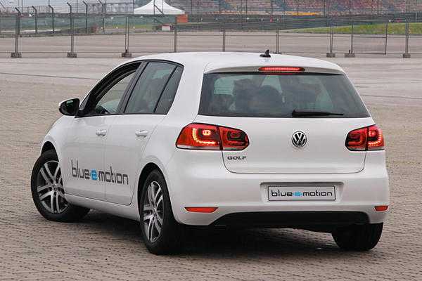 Volkswagen Golf blue-e-motion 2010